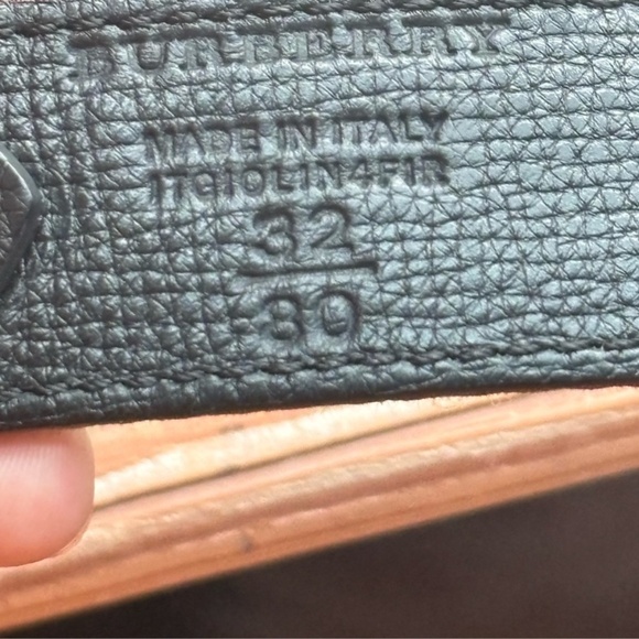 Burberry belt size 32/80 - Picture 7 of 9